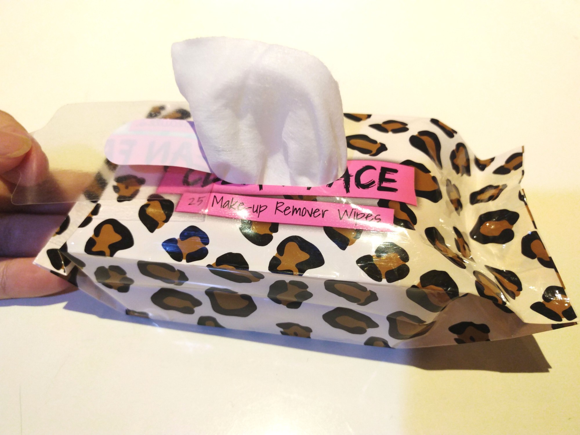 25ct make-up remover wipes